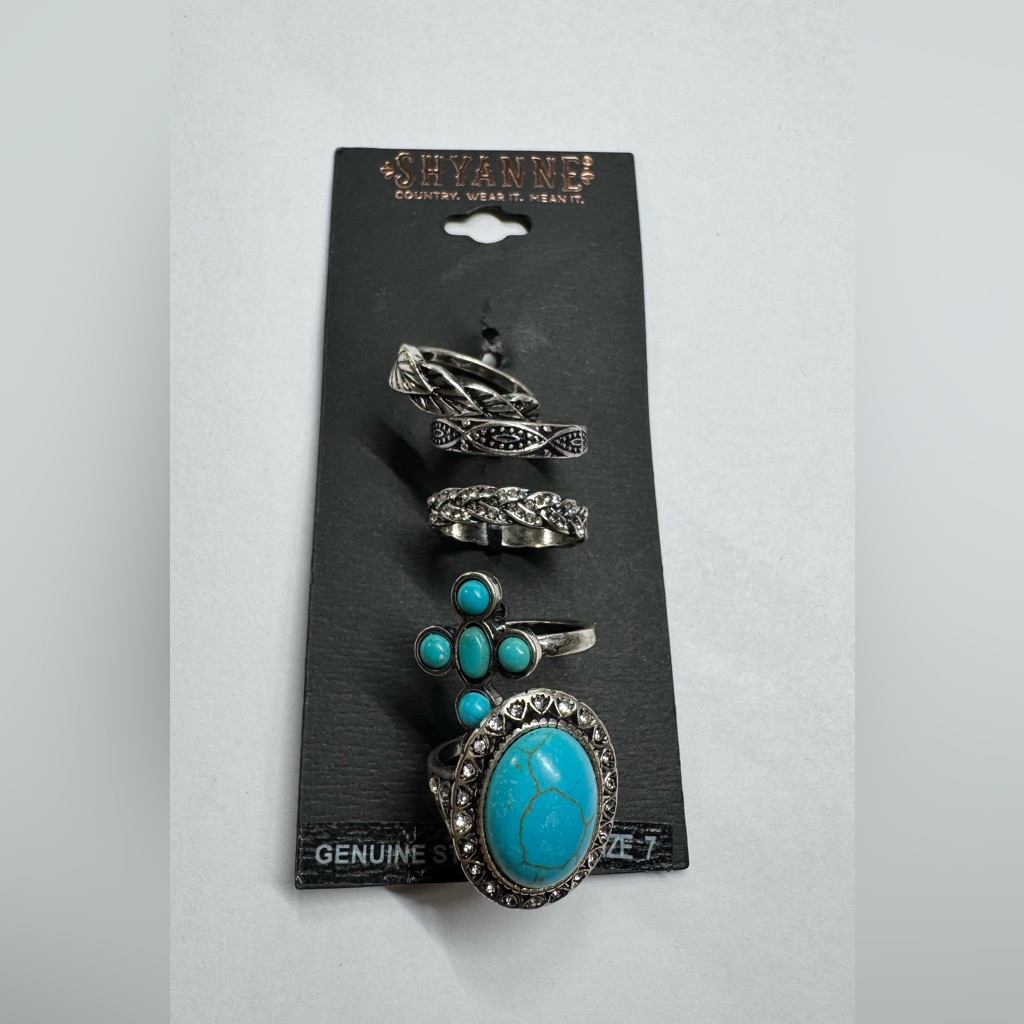 Size 7 Shyanne Silver And Turquoise Ring Collection 15$